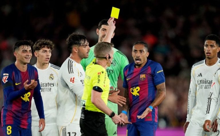 الاتحاد الإسباني ينفي تعيين هيرنانديز هيرنانديز حكماً للكلاسيكو